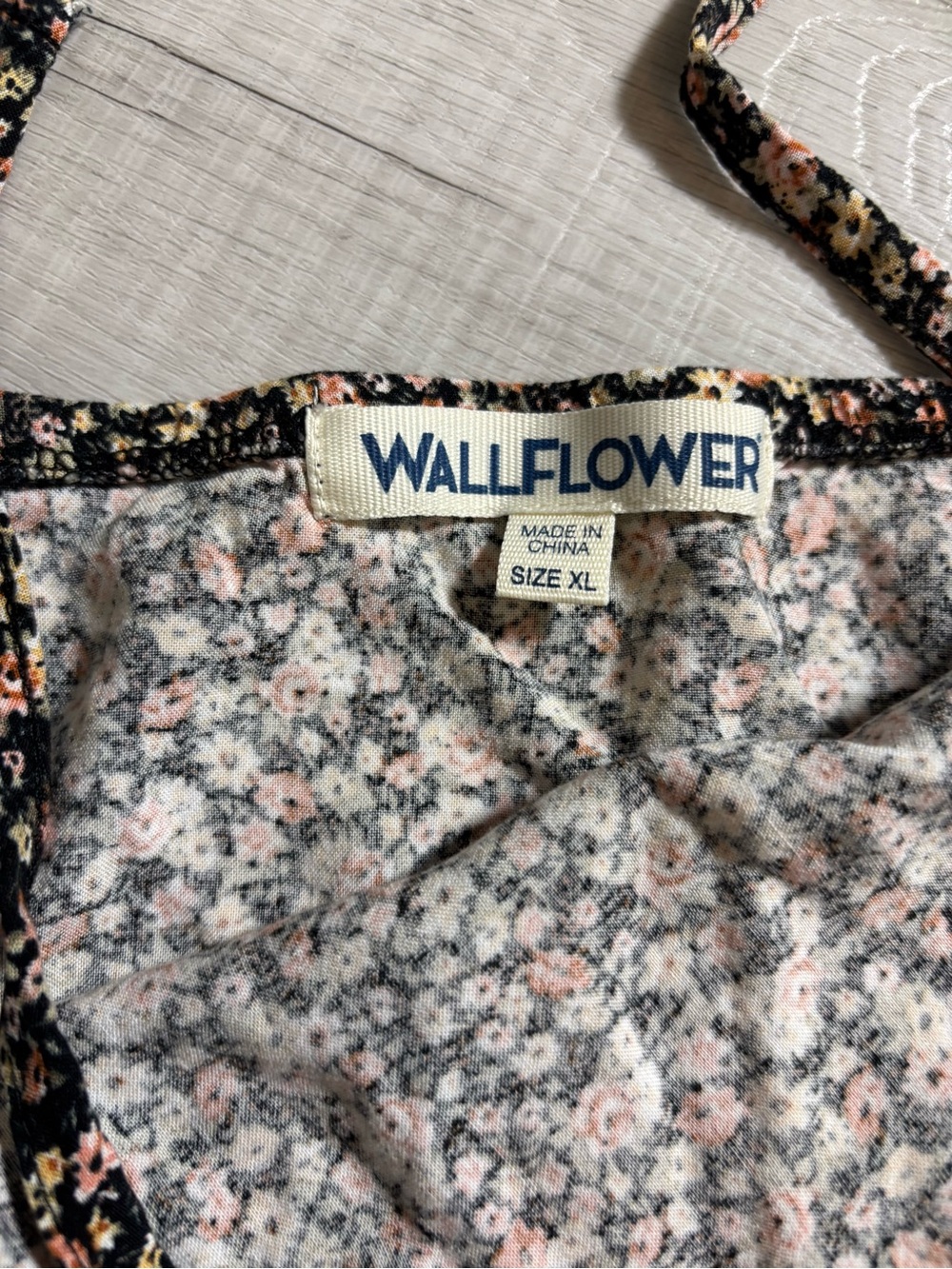 Discount Dress Bundle | 6 Dresses | Floral & Casual | MโXL - Picture 5 of 14
